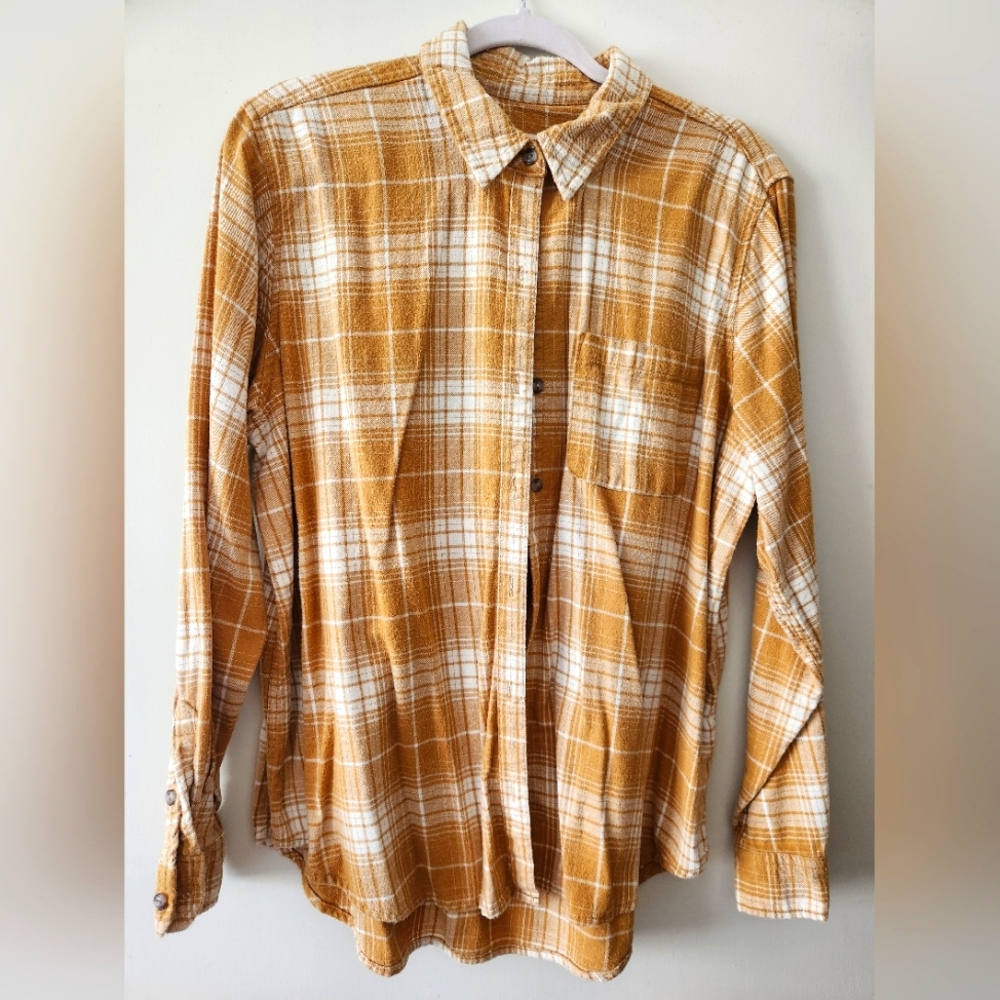 Universal Threads Women Flannel